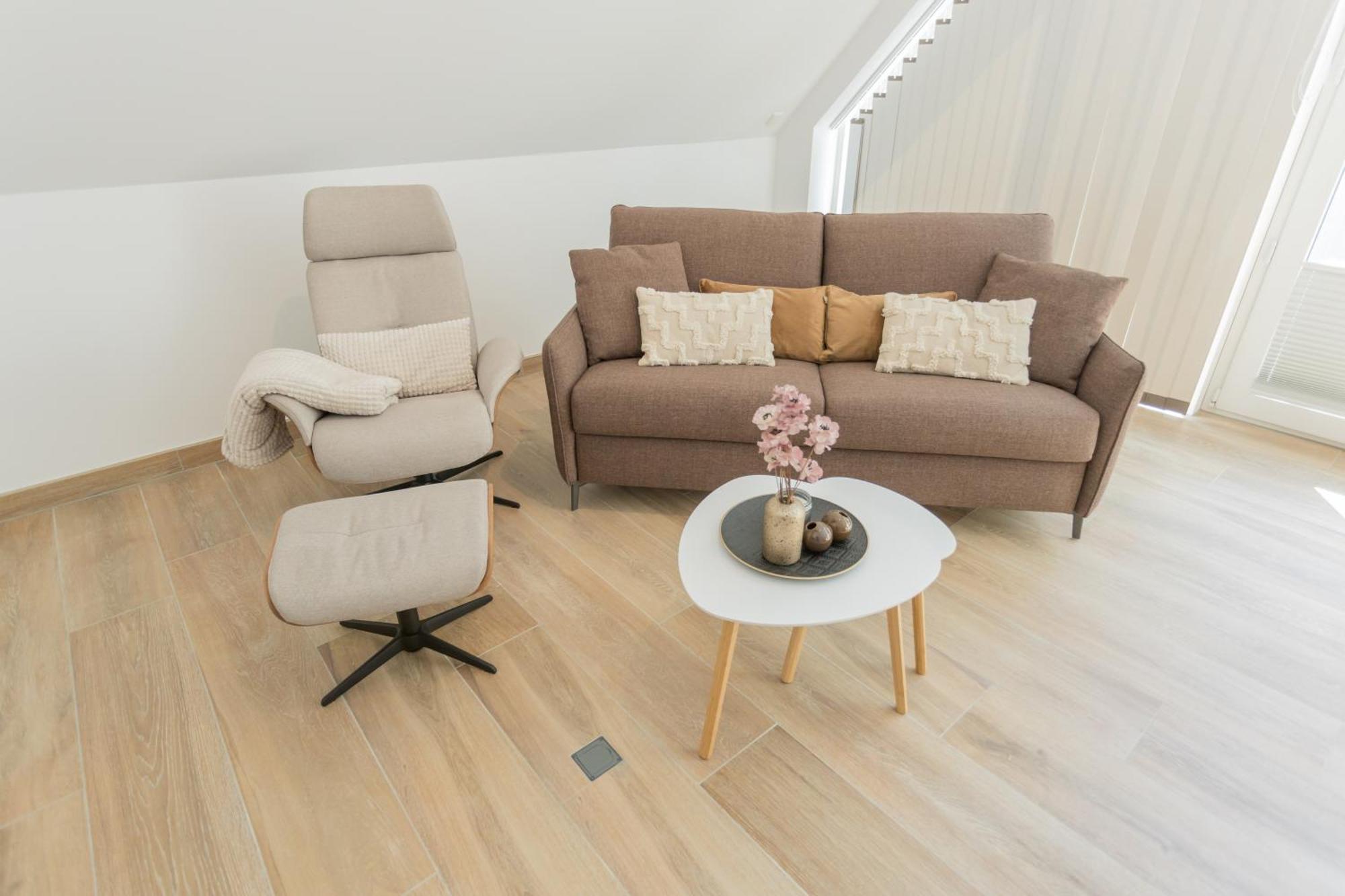 Stilvolles City-Apartment Glocke ลือดิงเฮาเซน ภายนอก รูปภาพ